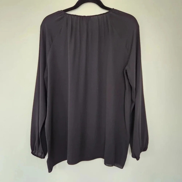 Theory 100% Silk Gathered Slit Neck Black Tie Front Blouse Size Small - Picture 10 of 10